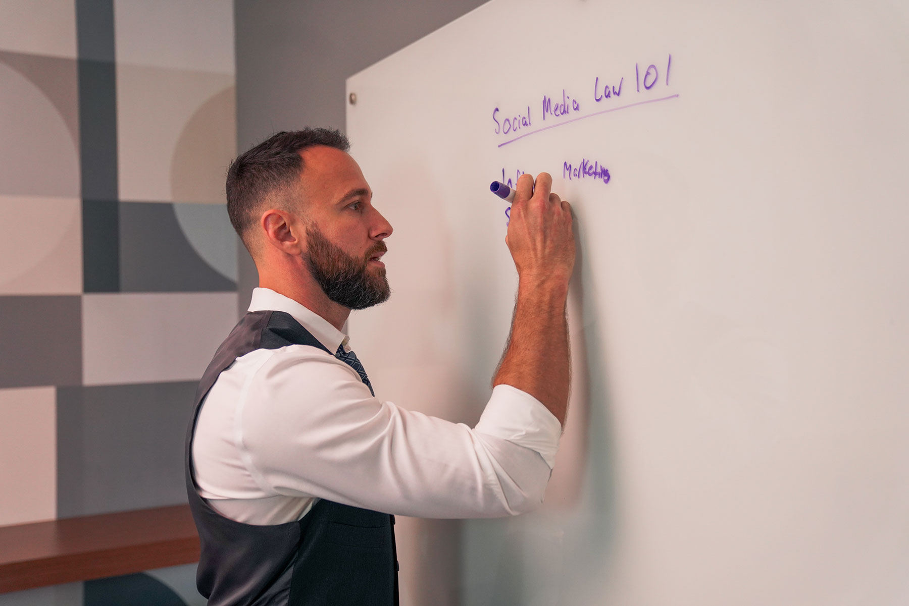 Ethan Wall the Social Media Lawyer